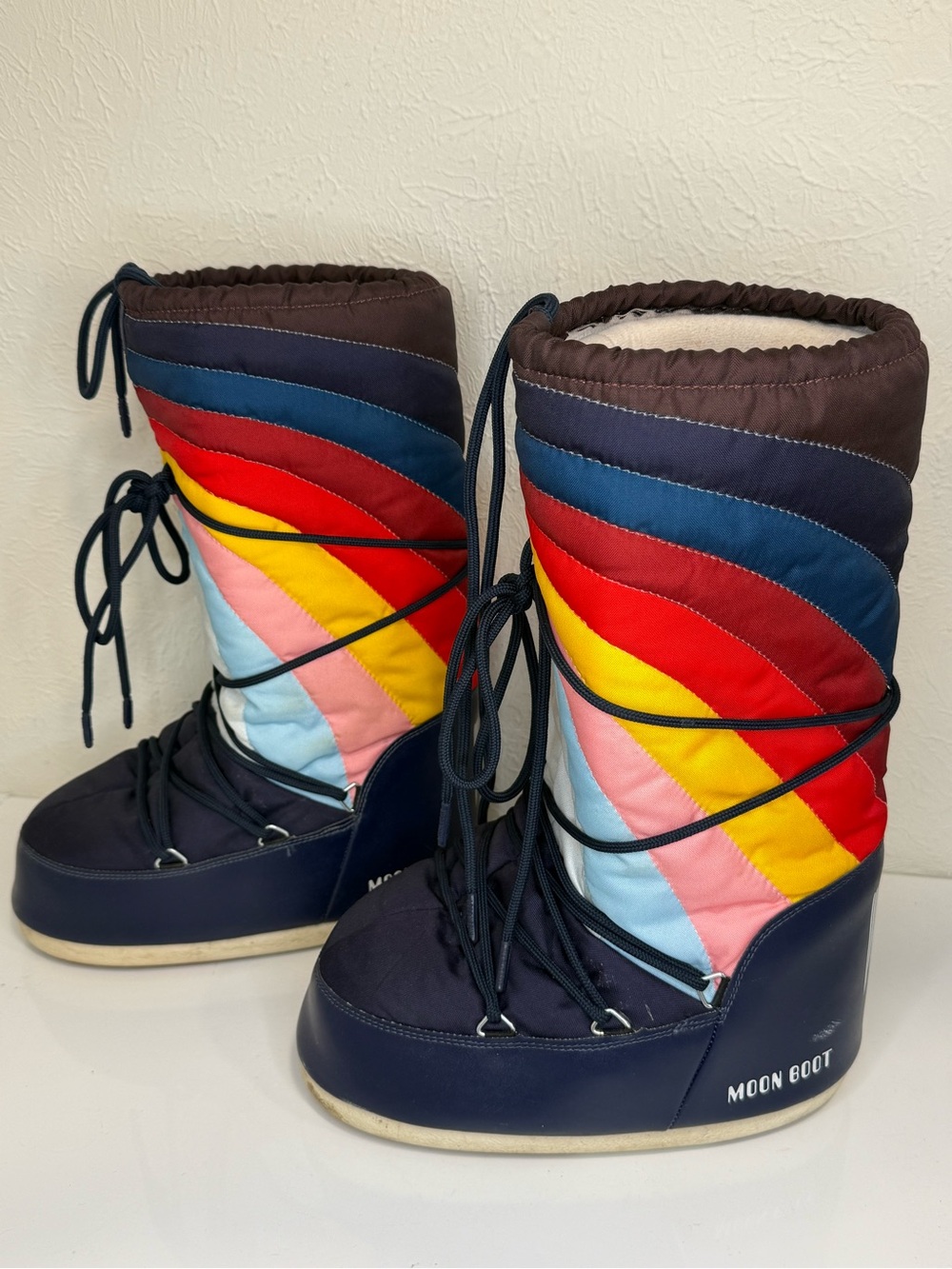Moon Boot Icon Rainbow Snow Boots Multicolor EU 39-41 US 7-8.5 - Picture 2 of 9